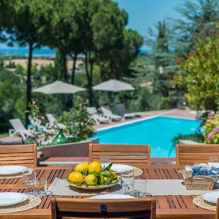 Villa Luisa *